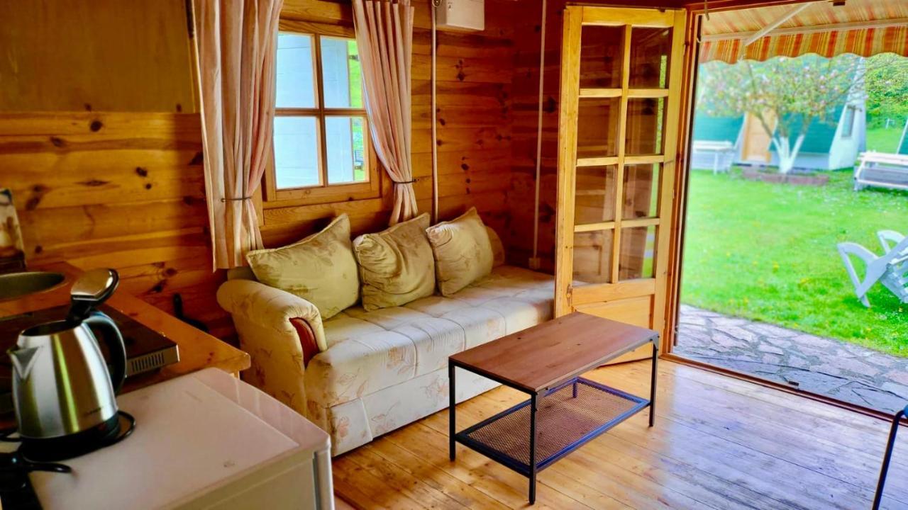 Una Kamp Hotel Bosanska Krupa Buitenkant foto
