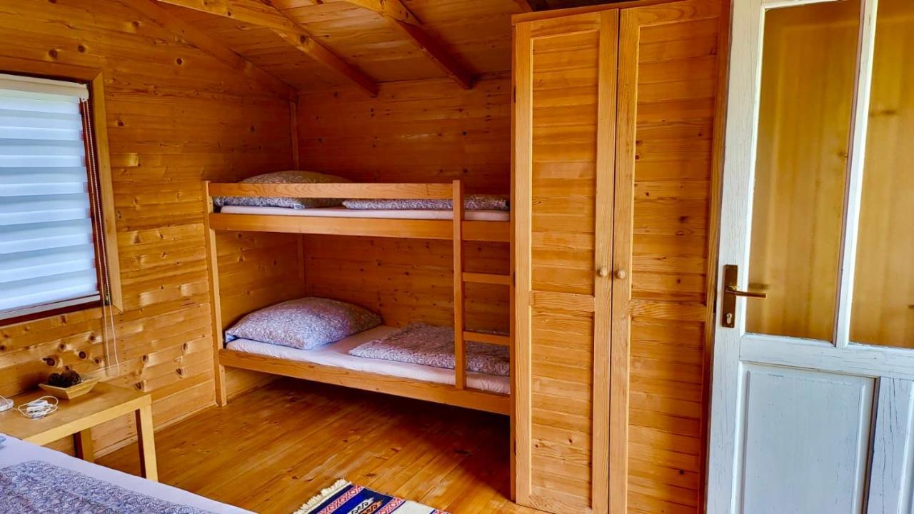 Una Kamp Hotel Bosanska Krupa Buitenkant foto